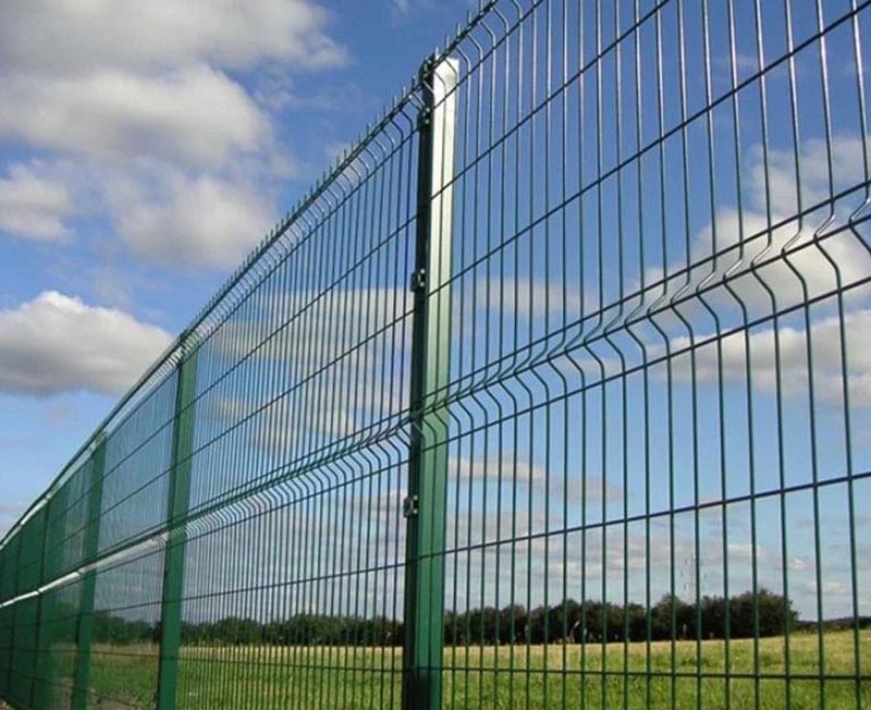 3D забор металлический зеленого цвета высотой 1530 мм