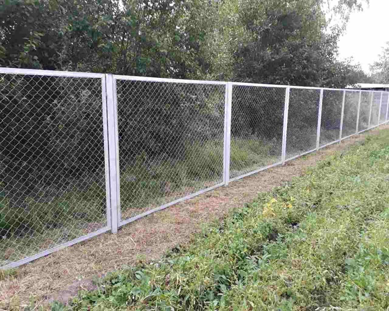 Забор из сетки рабицы 1,8 м